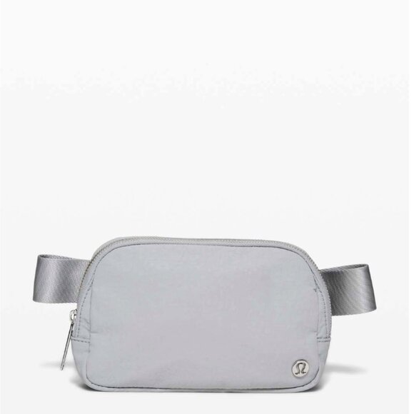 Lululemon Everywhere Belt Bag *1L- Silver - Picture 1 of 8